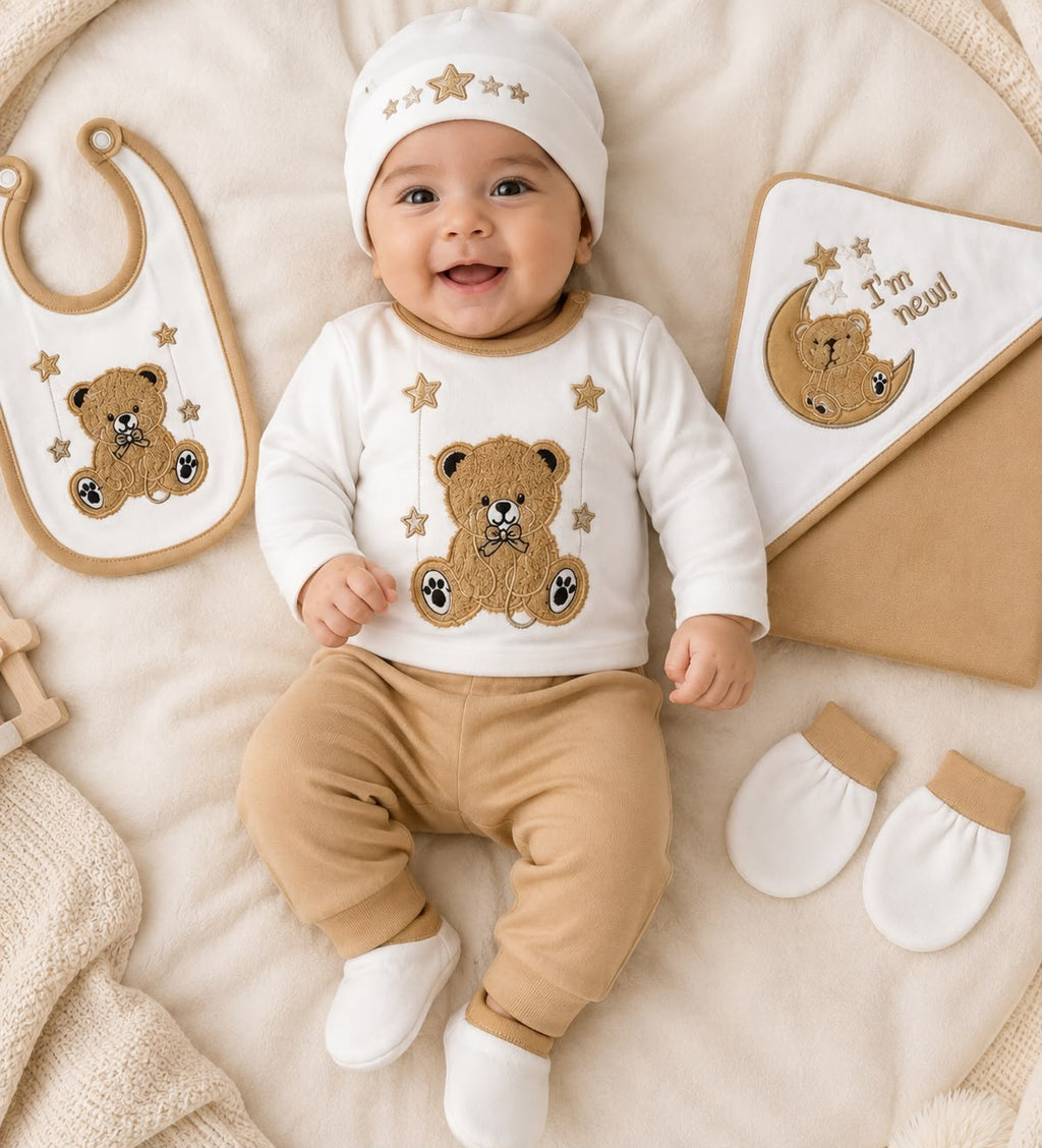 Baby Beige Newborn Gift Set – 11-Piece Essentials Set